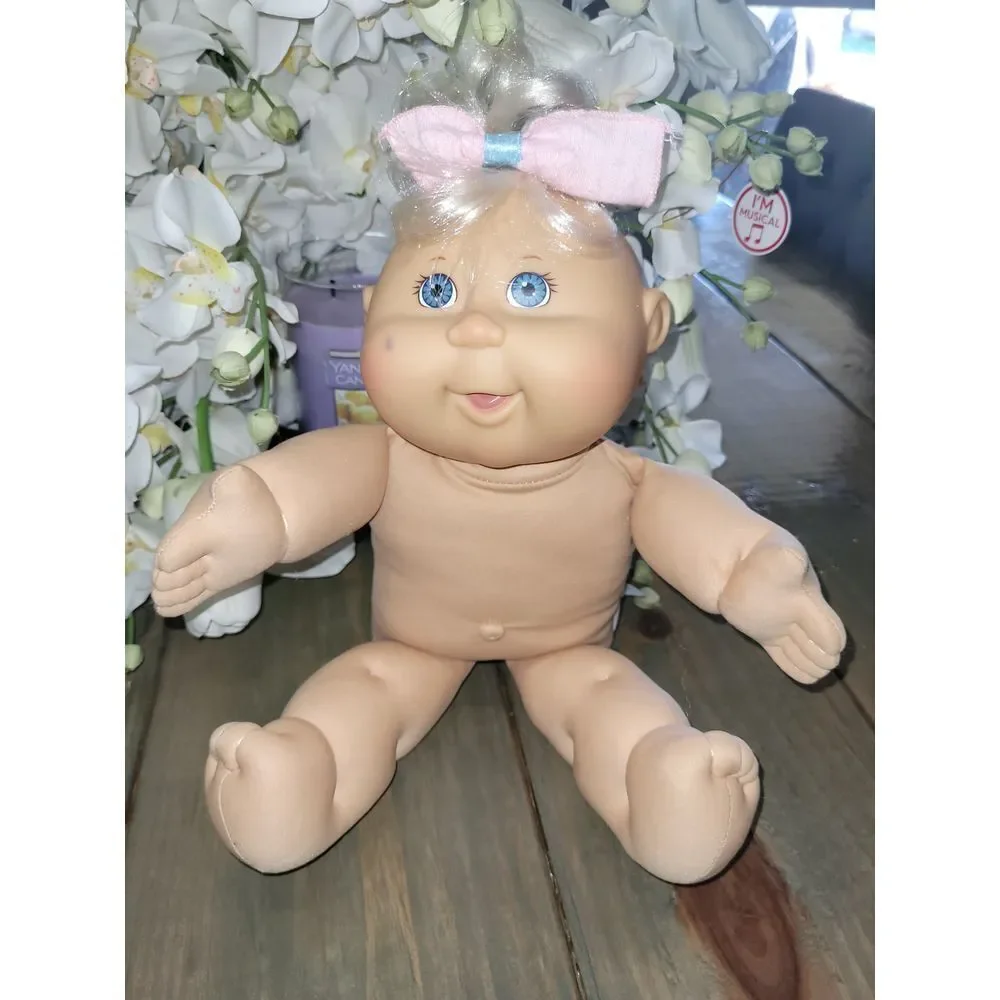 Vintage Cabbage Patch Kids Doll Blonde Hair Blue‎ Eyes Collectible Toy